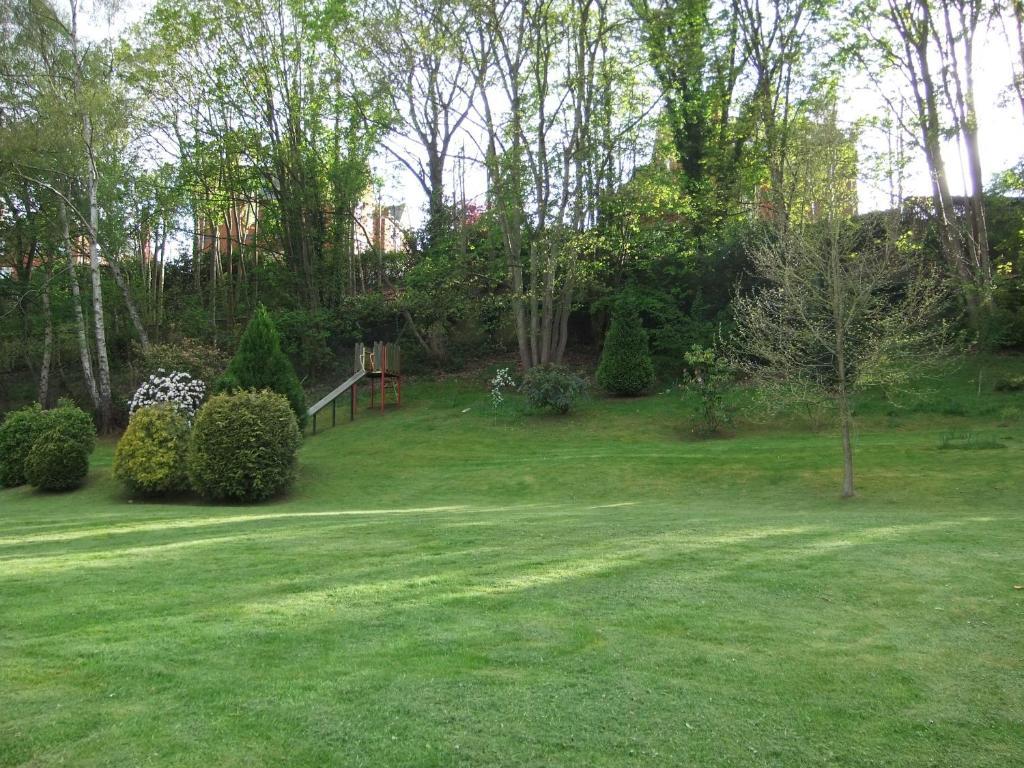 The Royal Standard Guest House Virginia Water Exterior photo